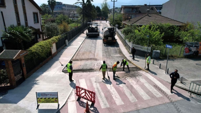 Başiskele sahilinde trafik ve yaya düzeni yenileniyor